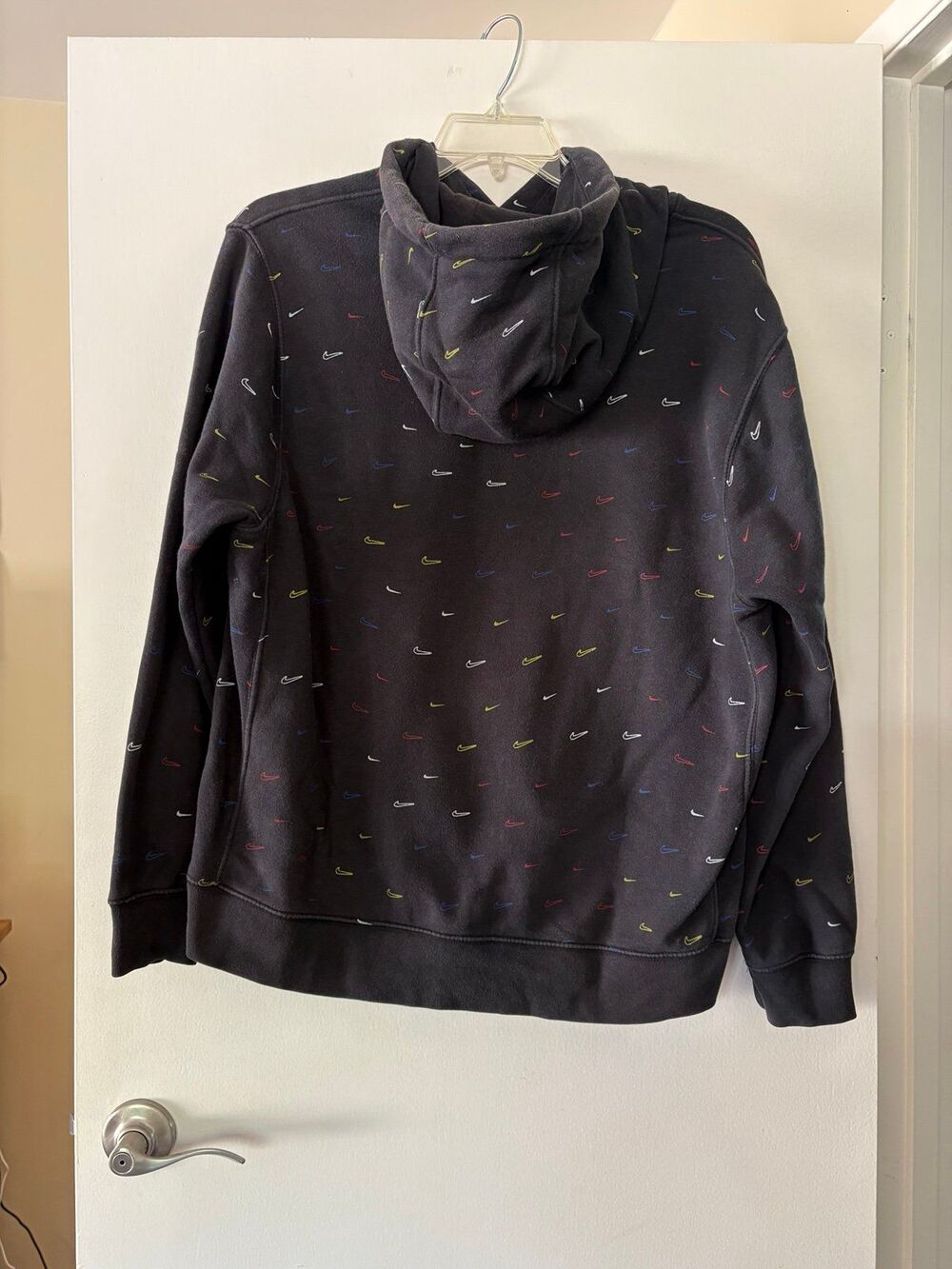 Nike Club Fleece Hoodie Large L Multi Swoosh AOP Black Pullover DC2767-010 Sport - Picture 3 of 9